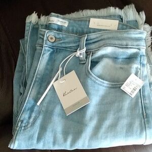 Kancan jeans, xl, 32x32,curvy high rise flare, maurices